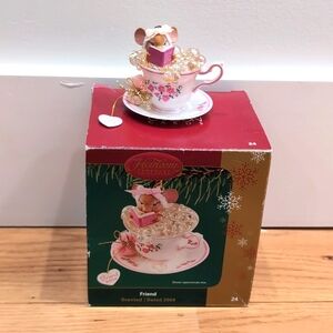 Heirloom Ornament Collection "Friend" (2004) Mouse in Teacup